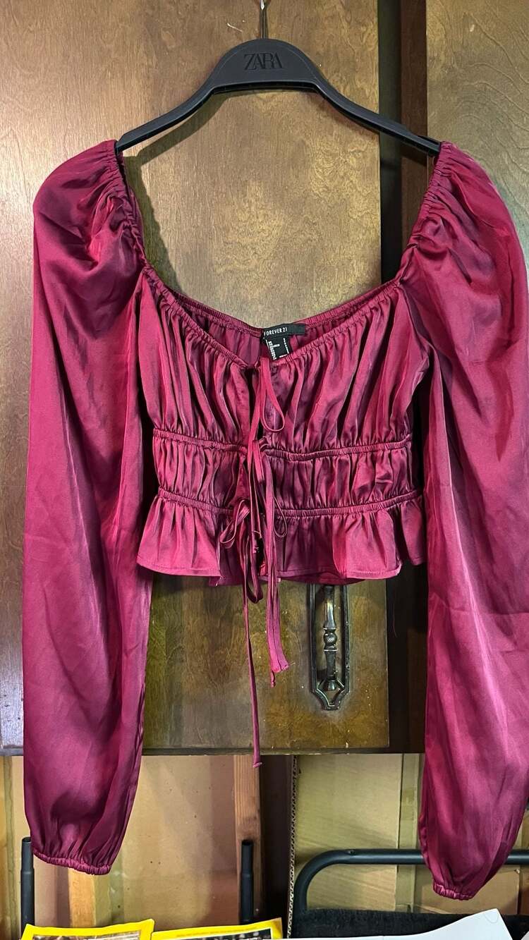 Forever 21 Ruched Long Sleeve Satin Top